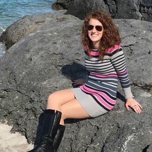 Meet your Posher, Angela